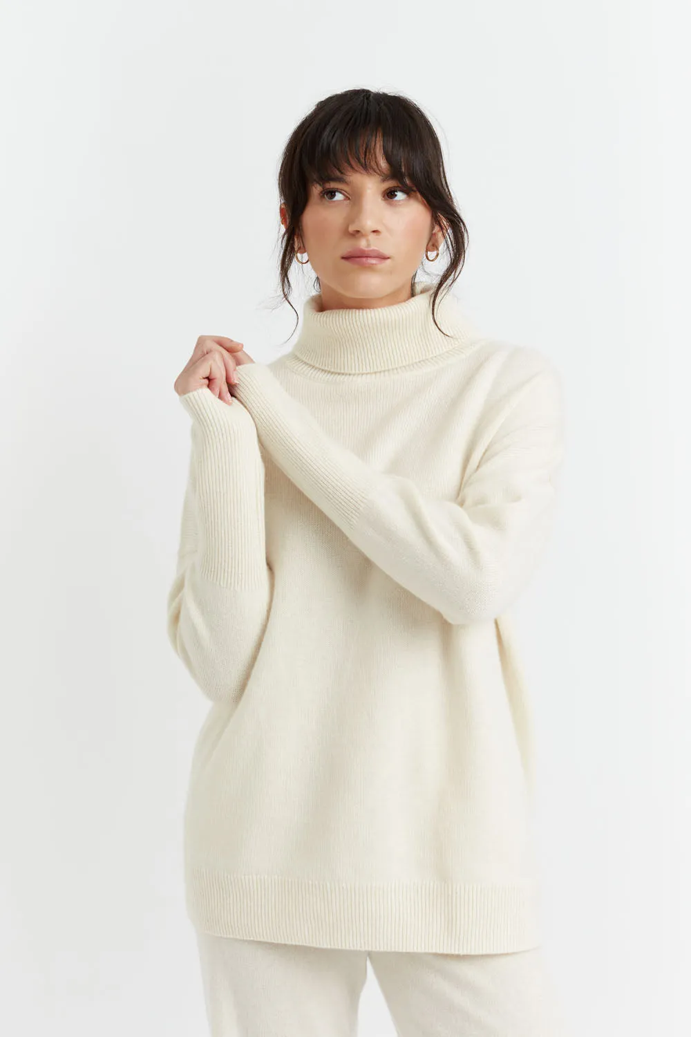 Cream Cashmere Rollneck Sweater