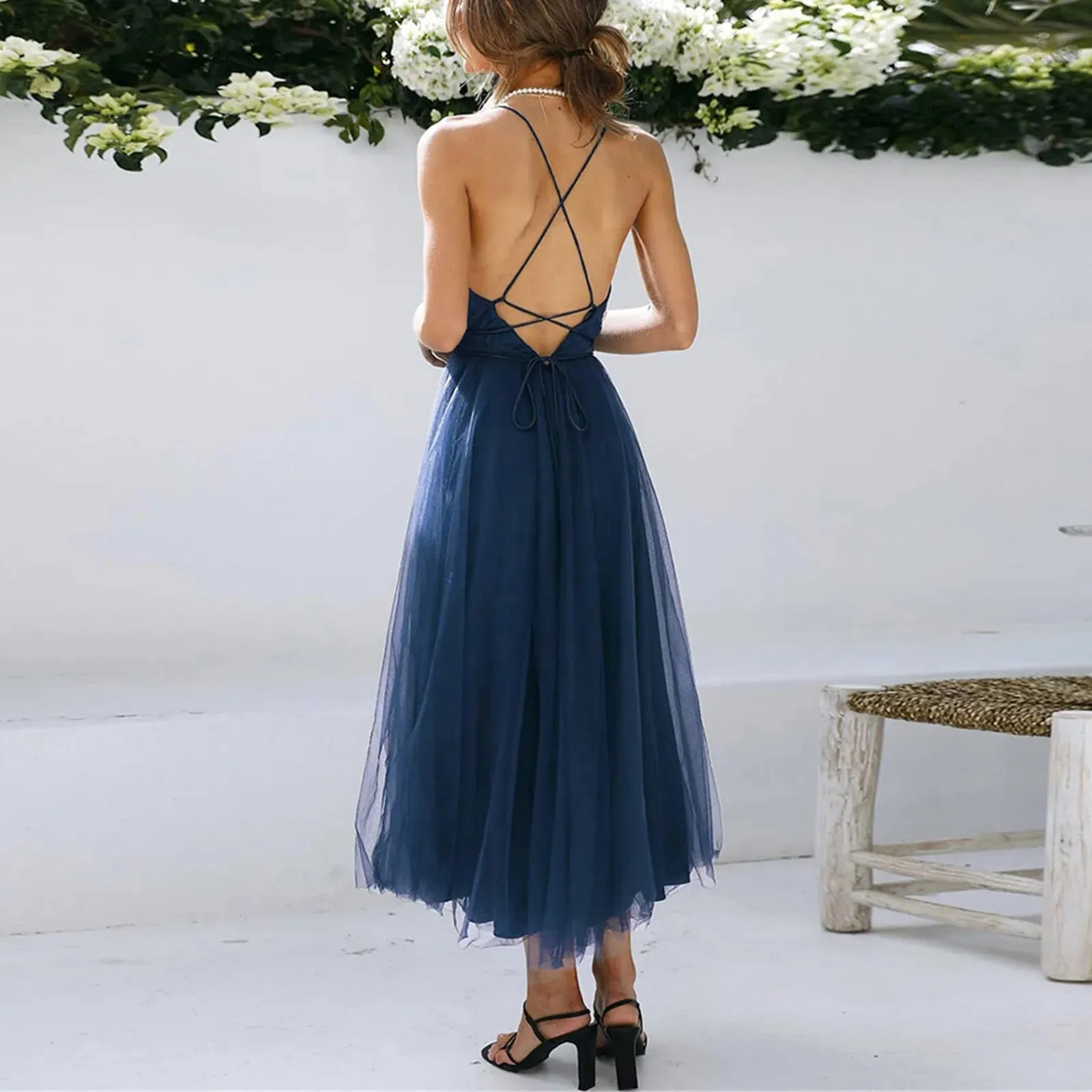 DressBetty - 2024 Lace-Up Empire Waist Deep V-Neck Backless Tulle Bridesmaid Midi Dress