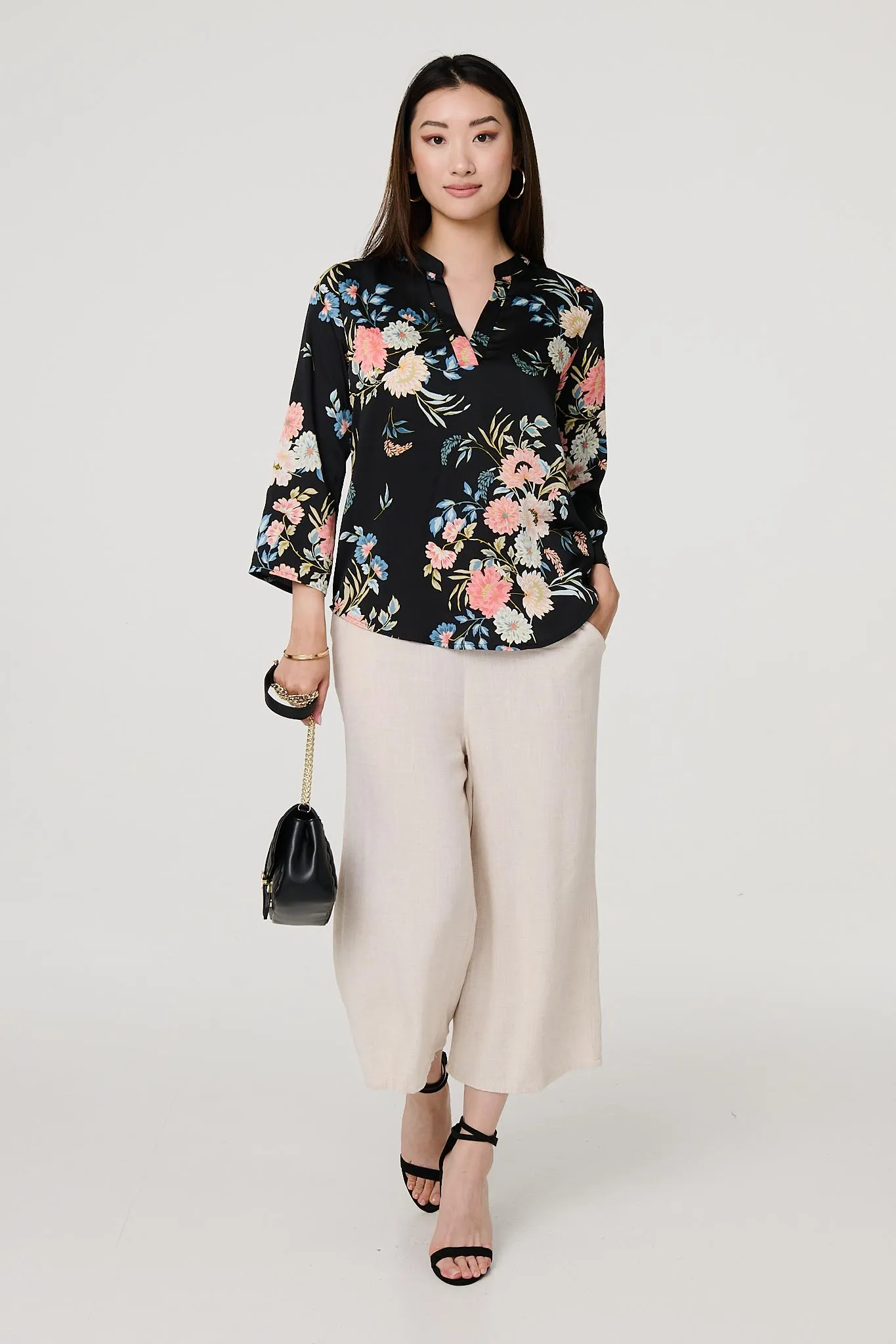 Floral Print 3/4 Sleeve V-Neck Blouse