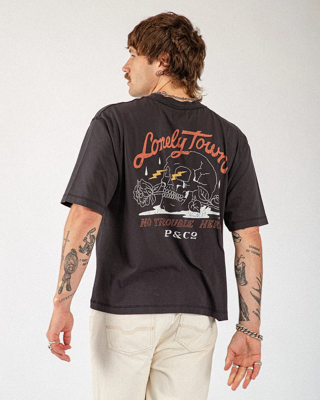 Lonely Town Boxy T-Shirt - Heavy Washed Black