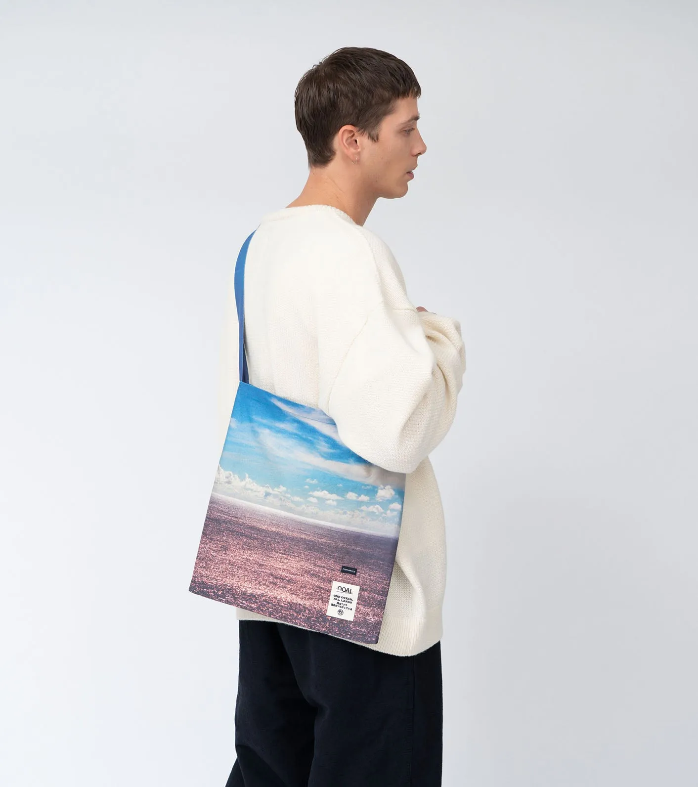 OOAL Photo Print Shoulder Bag L