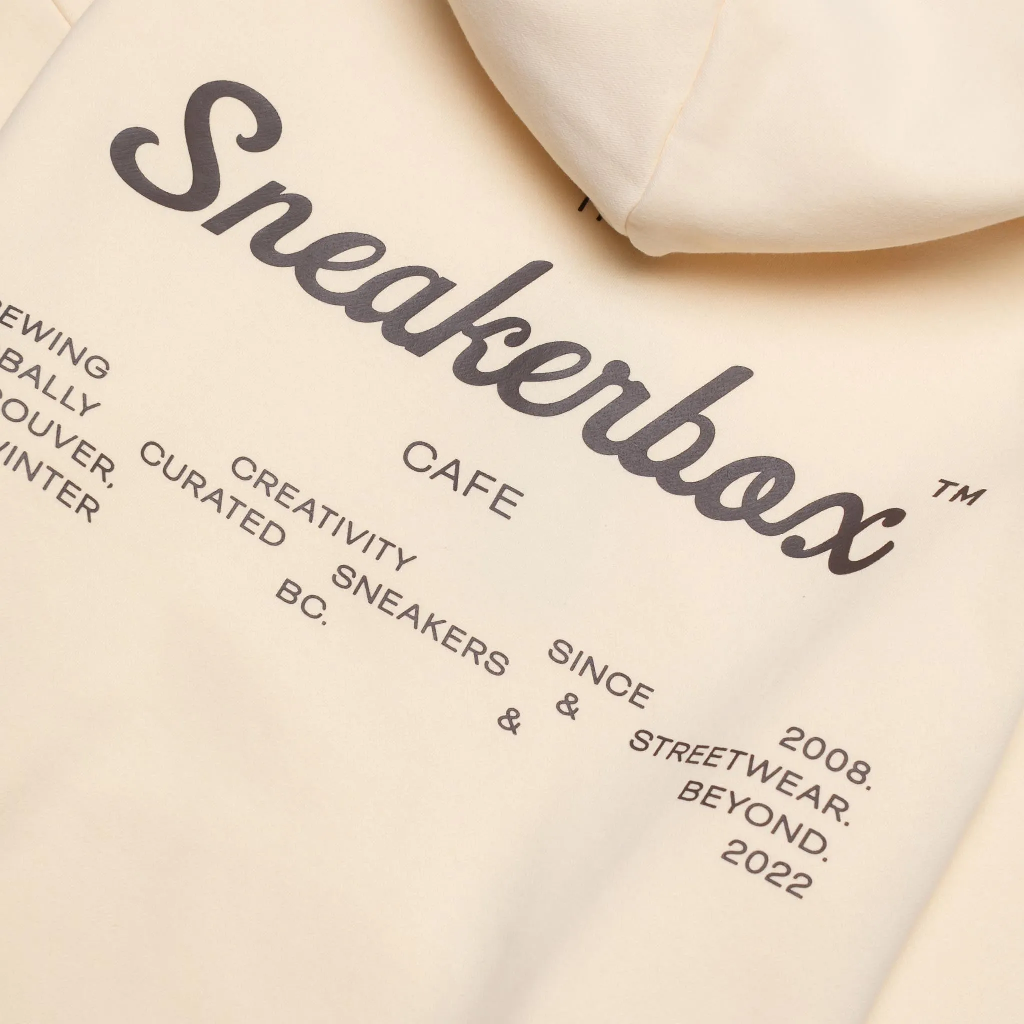 SNEAKERBOX Cafe Hoodie Vanilla